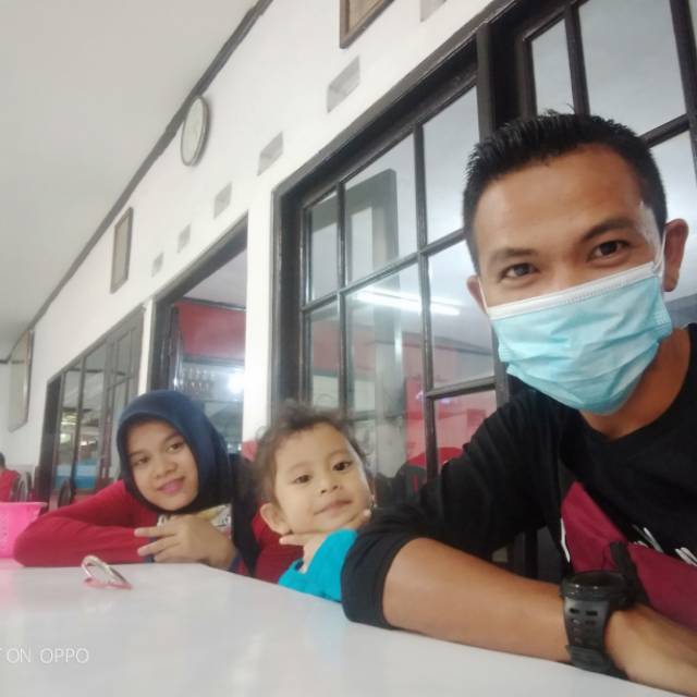 Foto ulasan pembeli yanathegul, varian Hitam Motif