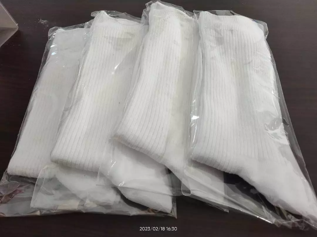 Kaos Kaki Putih Polos Premium Anti Bau Tebal - Foto ulasan pembeli