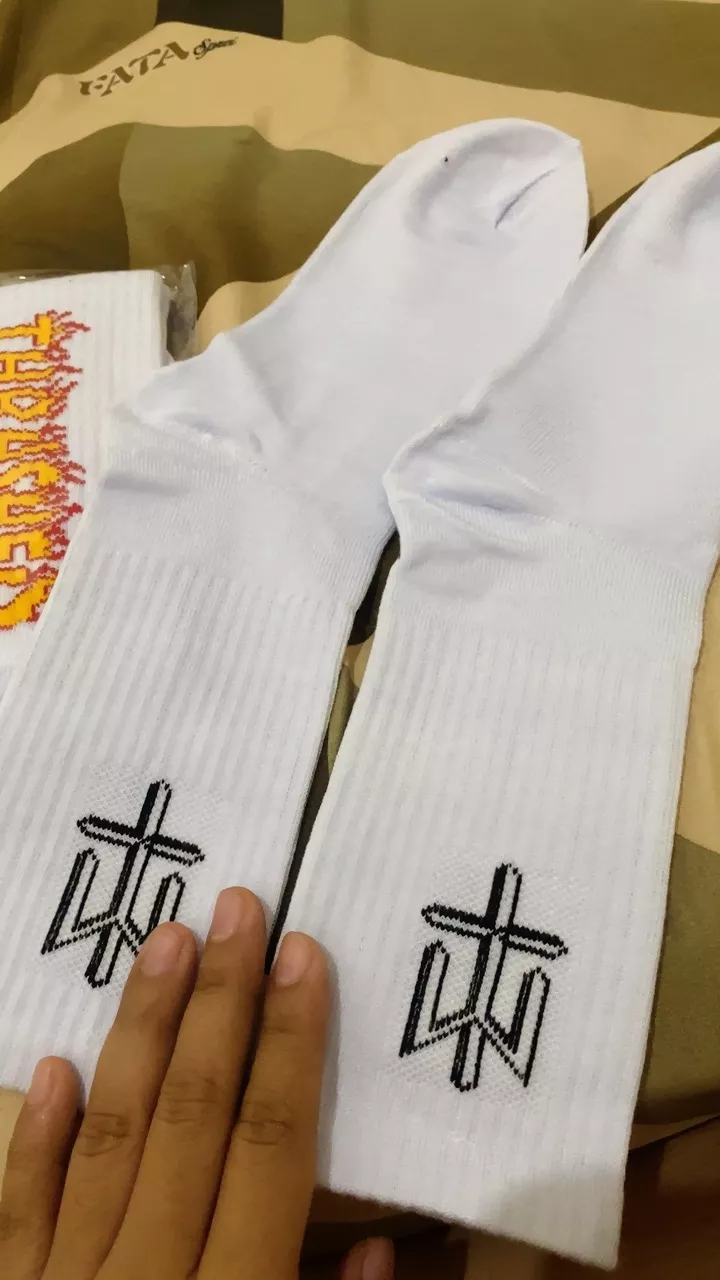 Kaos Kaki Panjang Pria Motif Oldschool Sport WIJAYA SOCKS - Foto ulasan pembeli