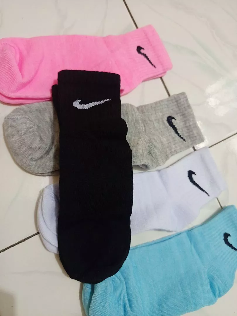Kaos Kaki Pendek Motif Oldschool Sport WIJAYA SOCKS - Foto ulasan pembeli