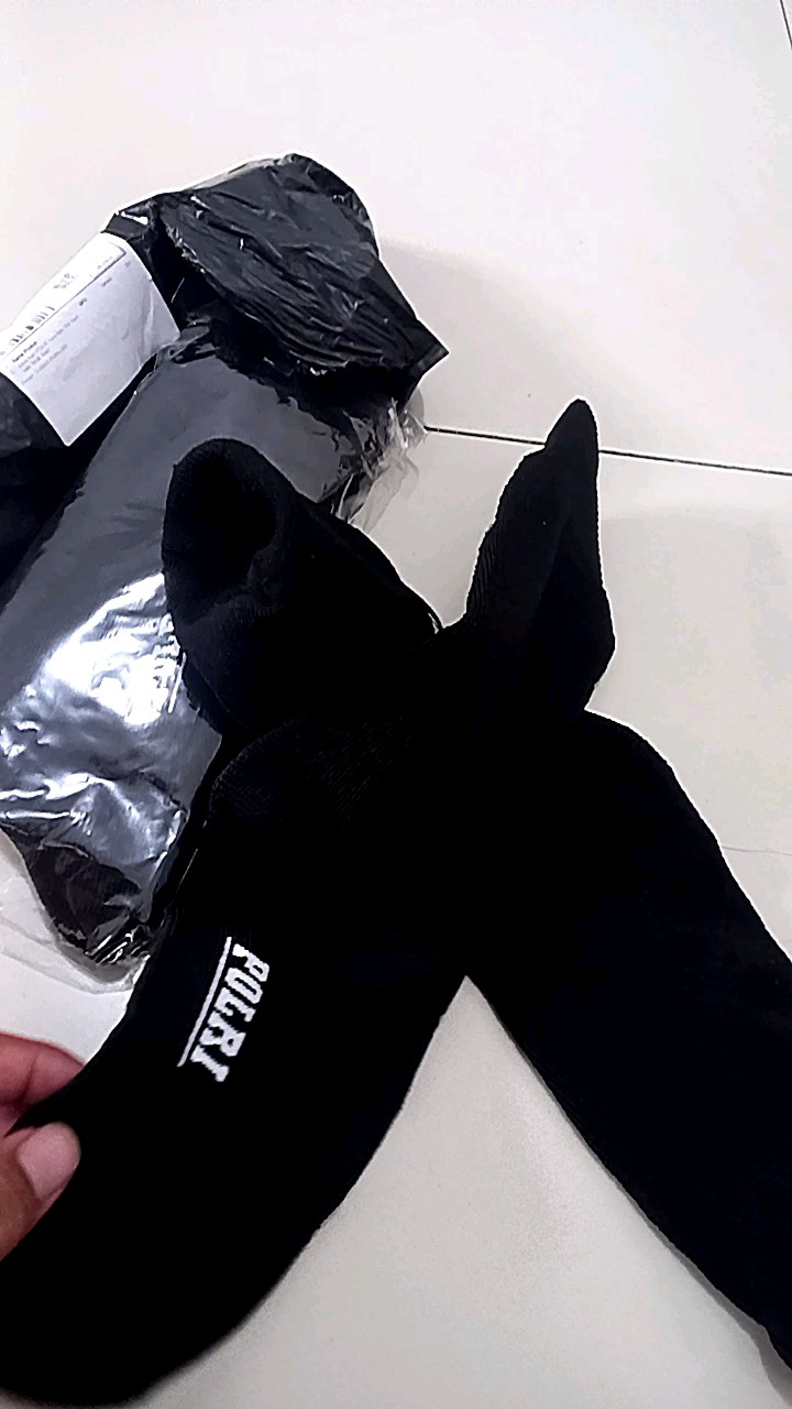 Kaos Kaki POLRI Kaos kaki TNI Kaos kaki Tebal Hitam - Foto ulasan pembeli