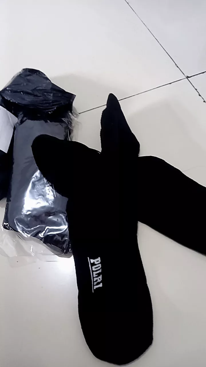 Kaos Kaki POLRI Kaos kaki TNI Kaos kaki Tebal Hitam - Foto ulasan pembeli
