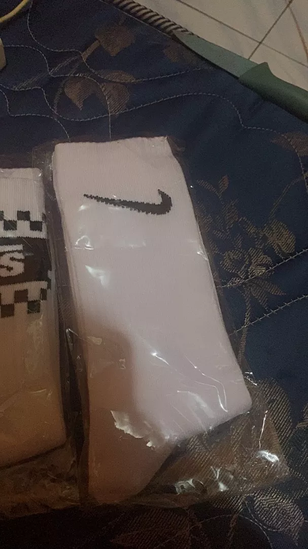 Kaos Kaki Pria Wanita Motif Oldschool Skate Tebal - Foto ulasan pembeli