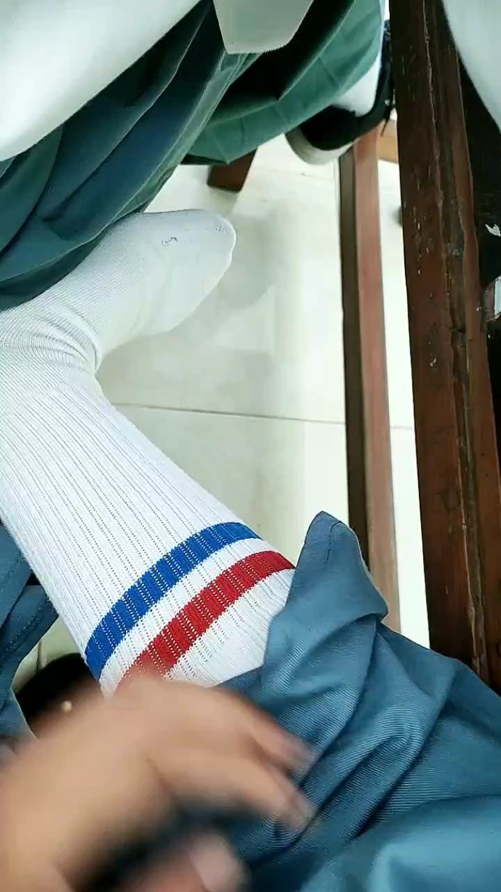 Kaos Kaki Pria Wanita Motif Oldschool Skate Tebal - Foto ulasan pembeli
