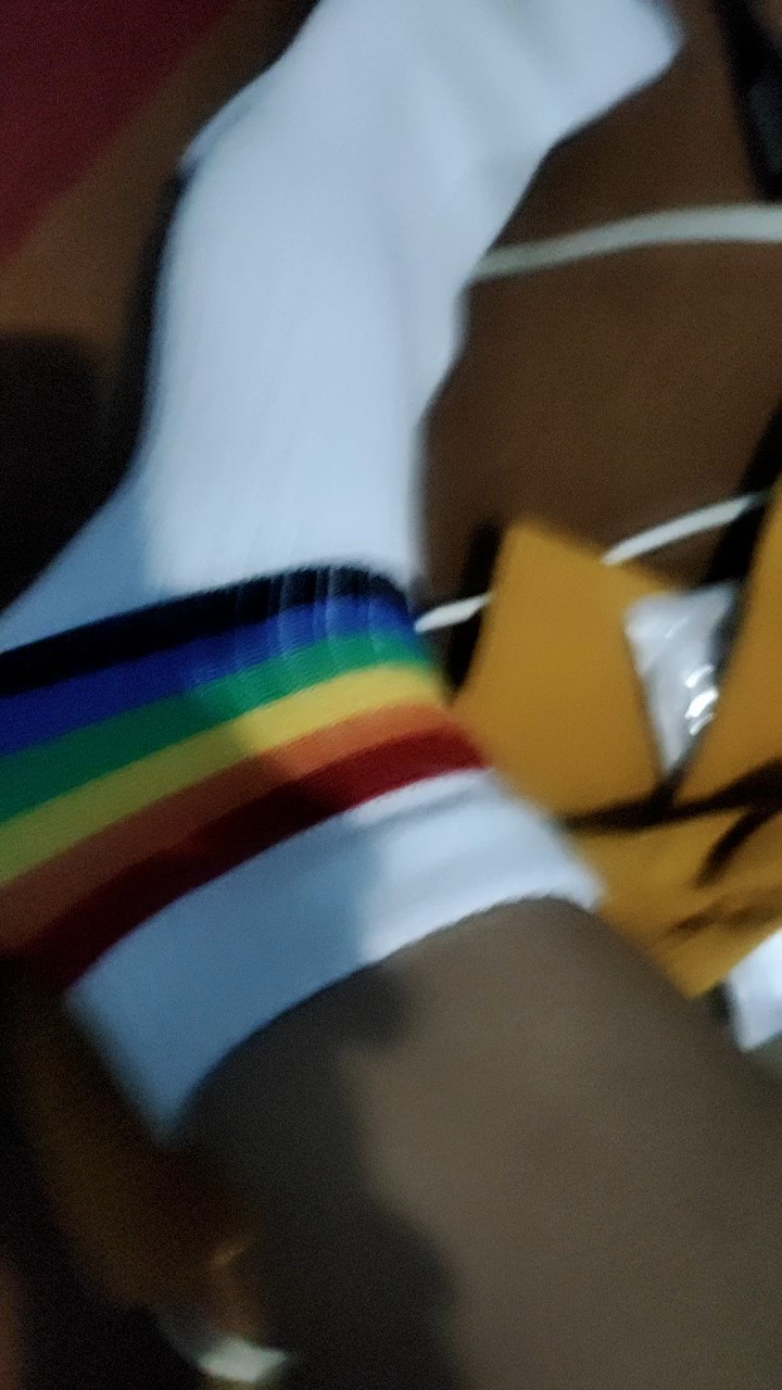 Kaos Kaki Strip Setrip Garis Pria Oldschool Skate Panjang Premium - Sendy Socks - Foto ulasan pembeli