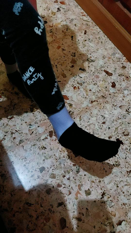 Foto ulasan pembeli l*****3, varian PUTIH SD, HITAM SD