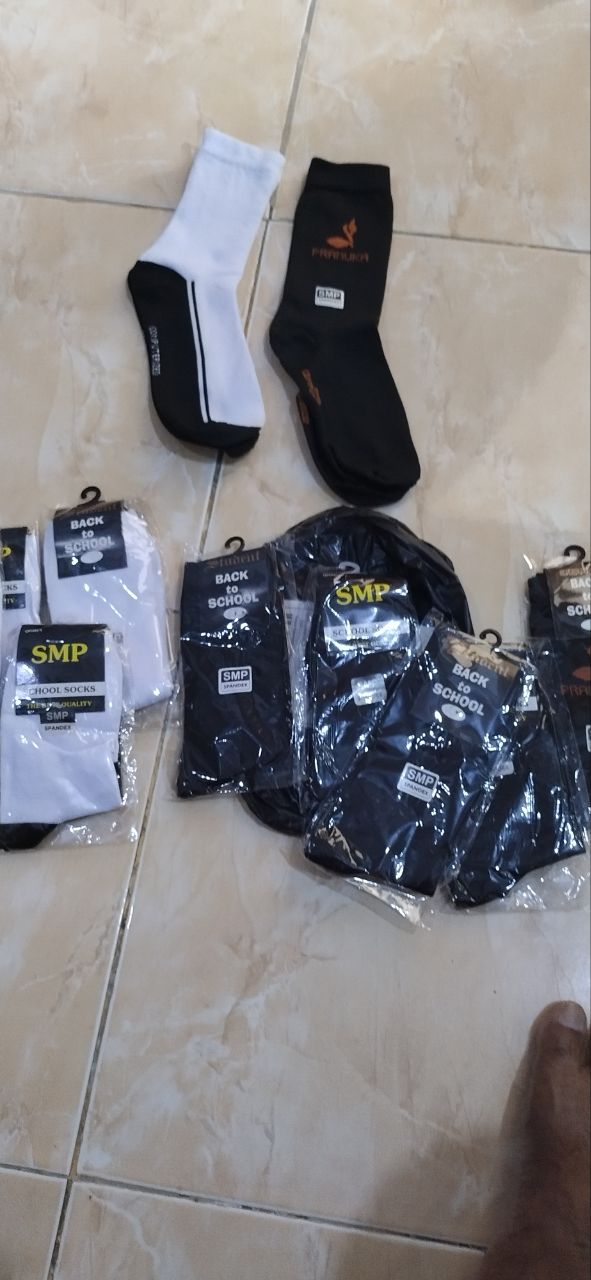 Kaos Kaki Sekolah Hitam Putih Anak SD/SMP/SMA - Foto ulasan pembeli