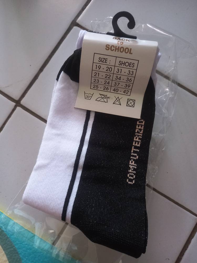 Kaos Kaki Sekolah Hitam Putih Anak SD/SMP/SMA - Foto ulasan pembeli
