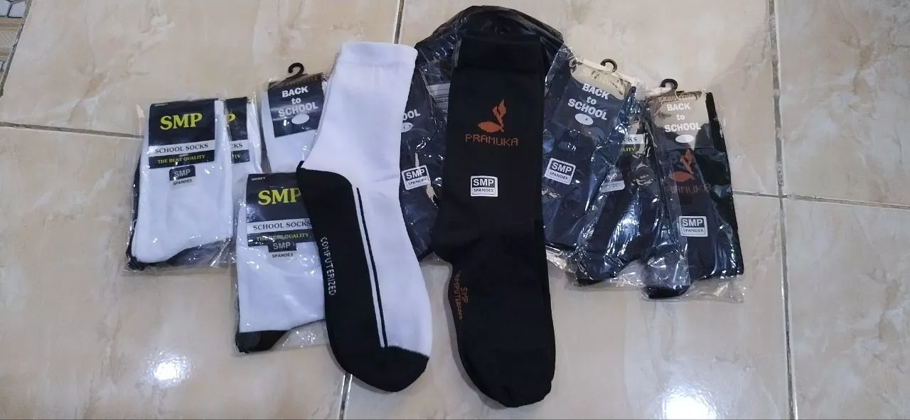 Kaos Kaki Sekolah Hitam Putih Anak SD/SMP/SMA - Foto ulasan pembeli