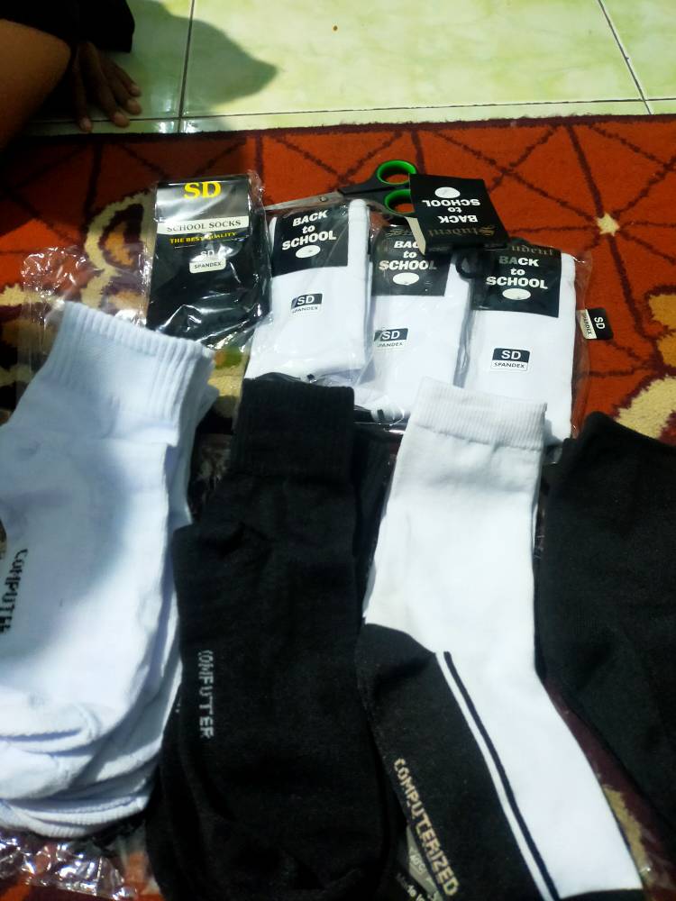 Kaos Kaki Sekolah Hitam Putih Anak SD/SMP/SMA - Foto ulasan pembeli