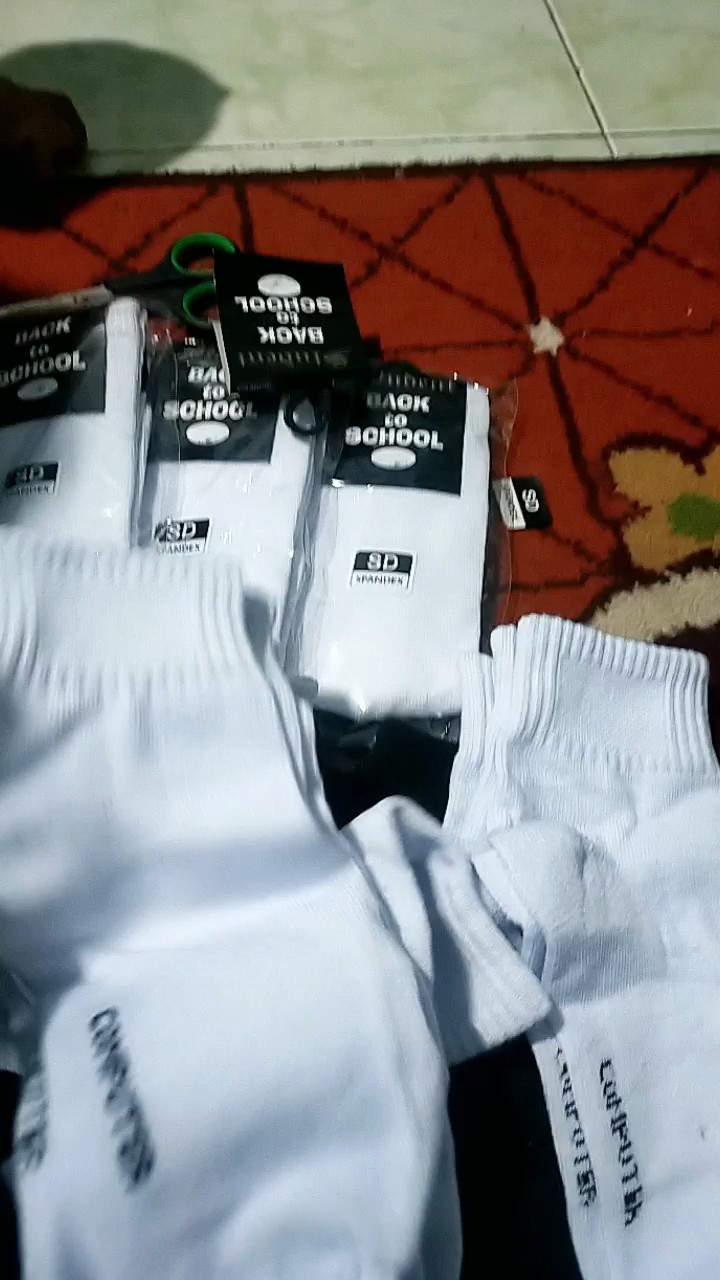 Kaos Kaki Sekolah Hitam Putih Anak SD/SMP/SMA - Foto ulasan pembeli
