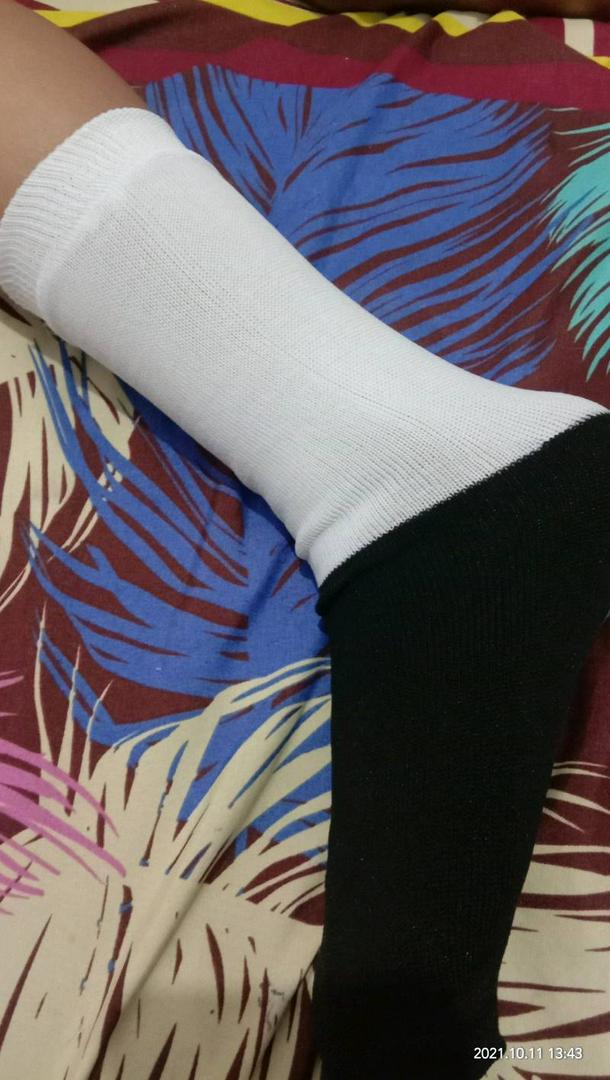Kaos Kaki Sekolah SD SMP SMA Lembut Nyaman - Foto ulasan pembeli