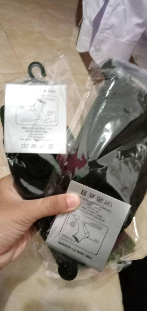 Kaos Kaki Sekolah SD SMP SMA Lembut Nyaman - Foto ulasan pembeli
