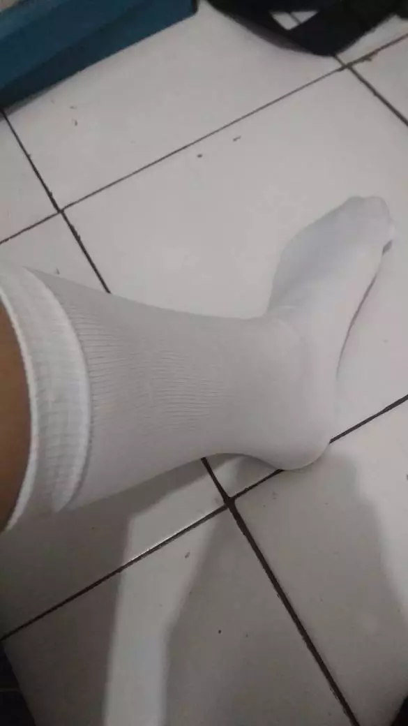Kaos Kaki Sekolah SD SMP SMA Lembut Nyaman - Foto ulasan pembeli
