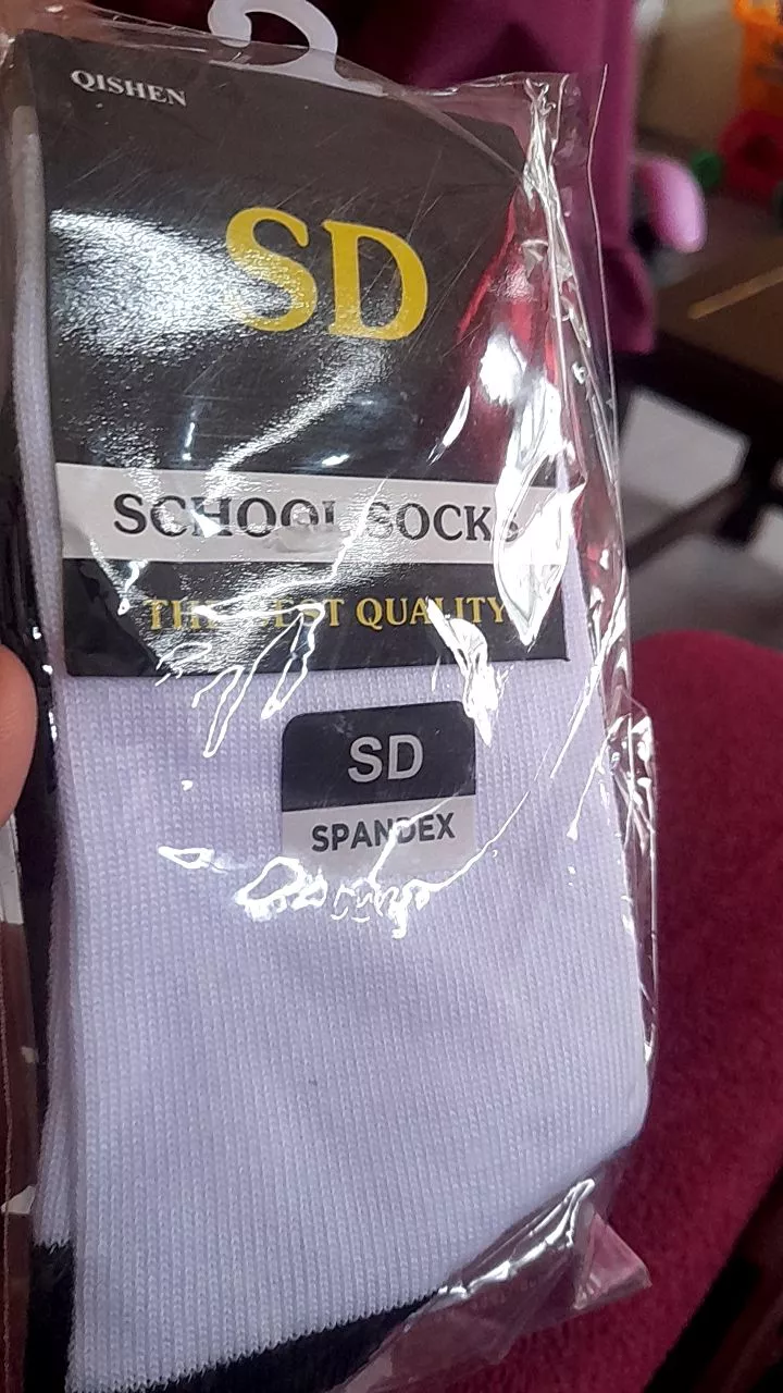 Kaos Kaki Sekolah SD SMP SMA Lembut Nyaman - Foto ulasan pembeli