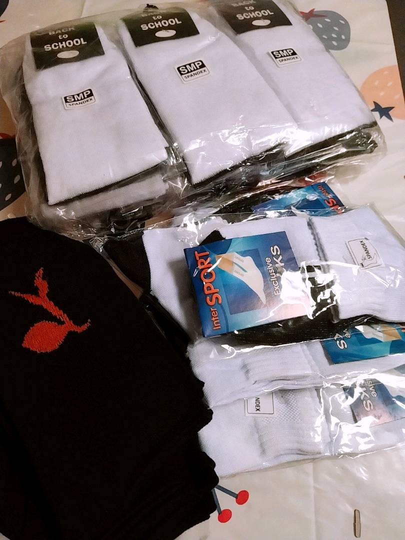 Kaos Kaki Sekolah Pendek Bahan Lembut Nyaman - Foto ulasan pembeli