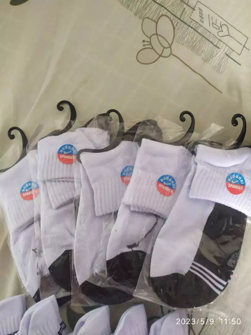 Kaos Kaki Sekolah Pendek Bahan Lembut Nyaman - Foto ulasan pembeli