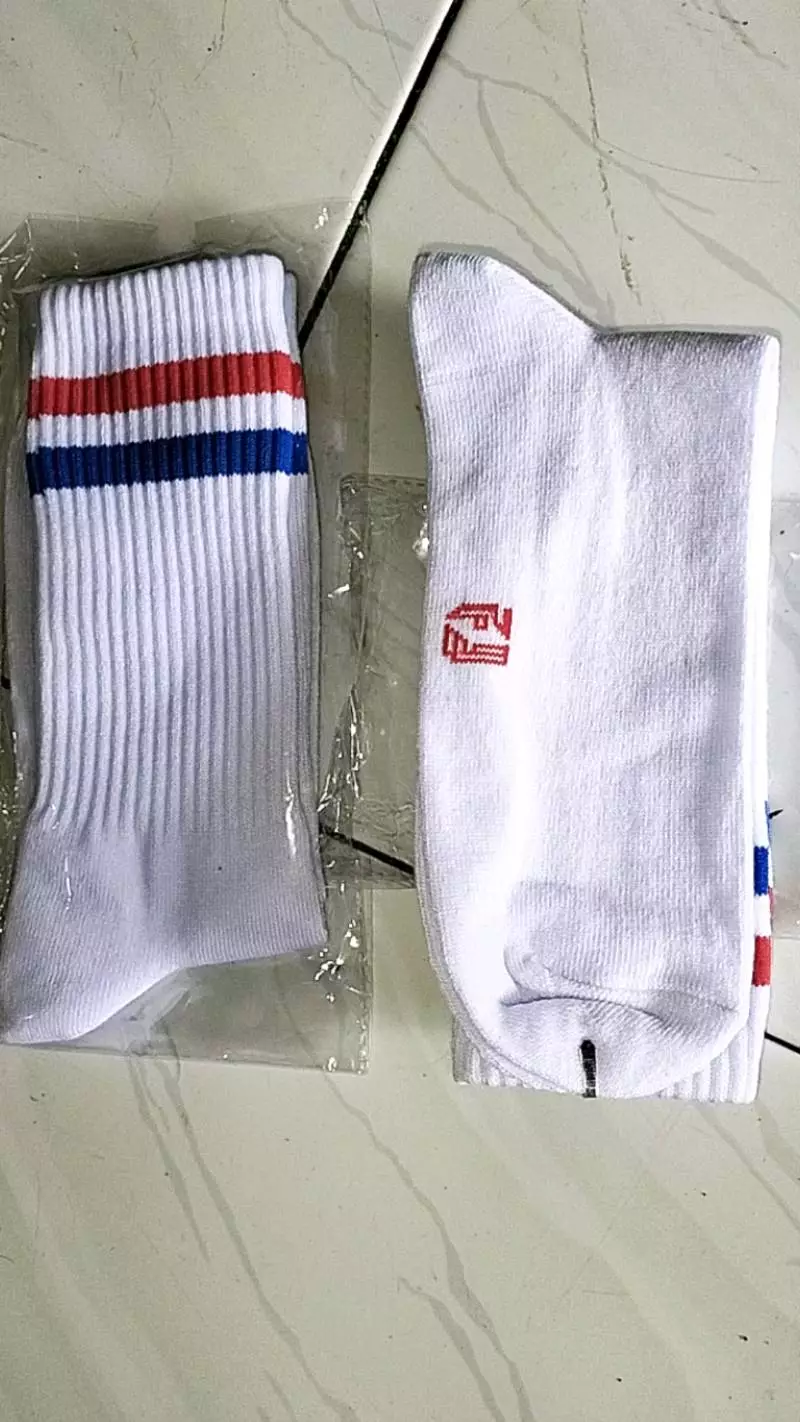 Kaos Kaki Skate Oldschool Unisex Cotton Tebal - Foto ulasan pembeli
