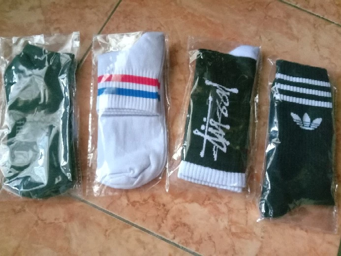 Kaos Kaki Skate Oldschool Adem Nyaman Remaja Dewasa - Foto ulasan pembeli