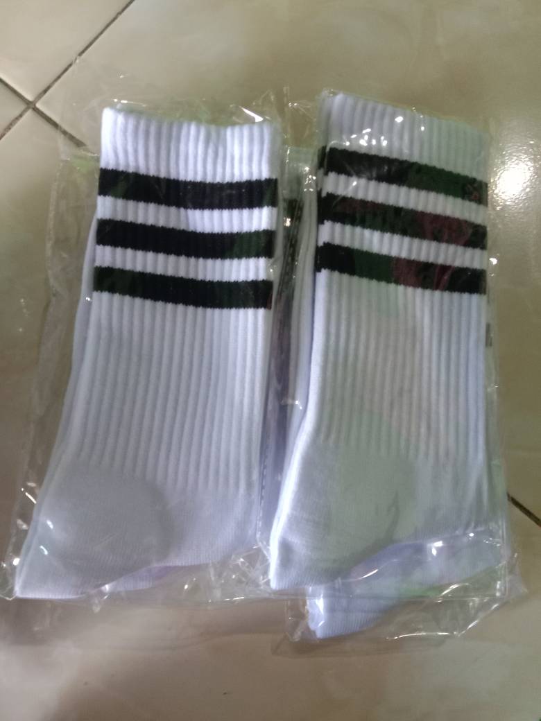Kaos Kaki Skate Oldschool Adem Nyaman Remaja Dewasa - Foto ulasan pembeli
