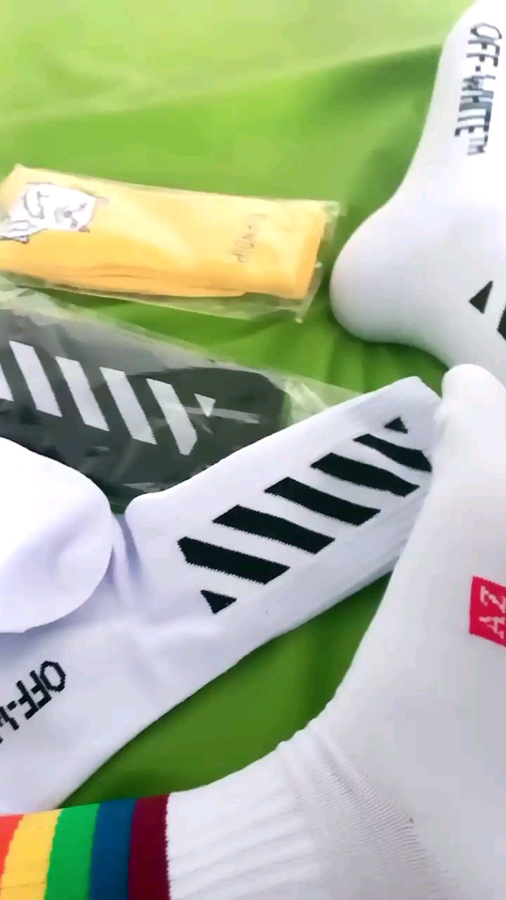 Kaos Kaki Skate Oldschool Irfansock Nyaman Adem - Foto ulasan pembeli