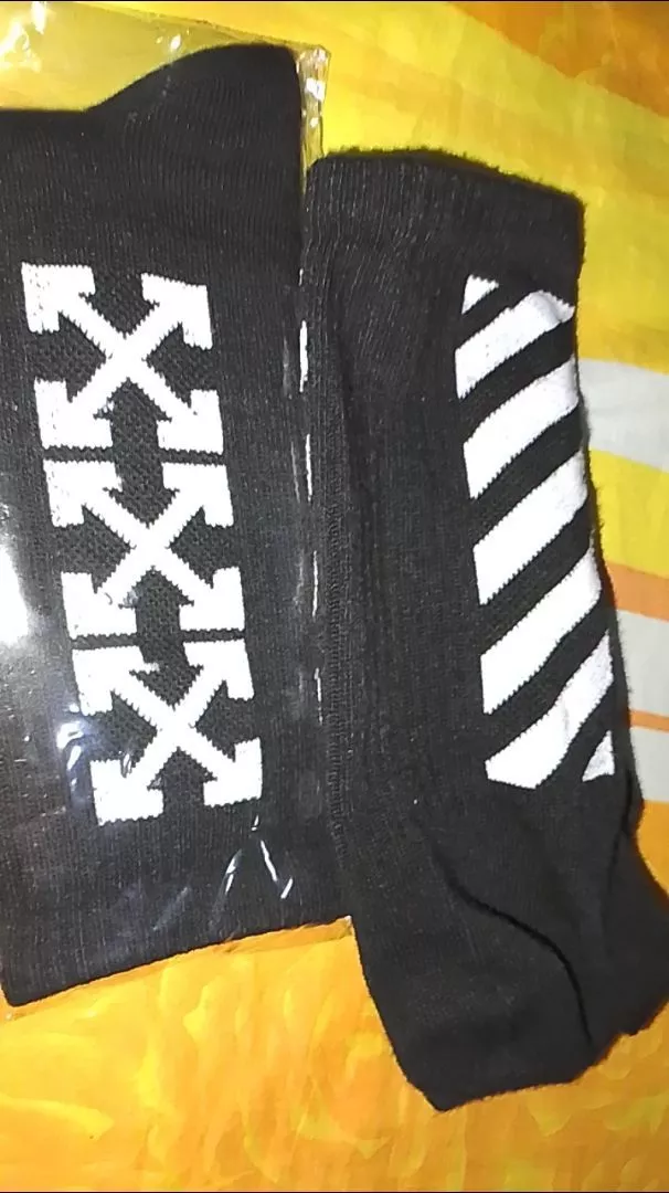 kaos kaki skate oldschool / Kaos kaki kekinian - Foto ulasan pembeli