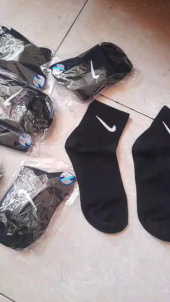 Kaos Kaki Sport Pendek 3 Layer Anti Bau - Foto ulasan pembeli