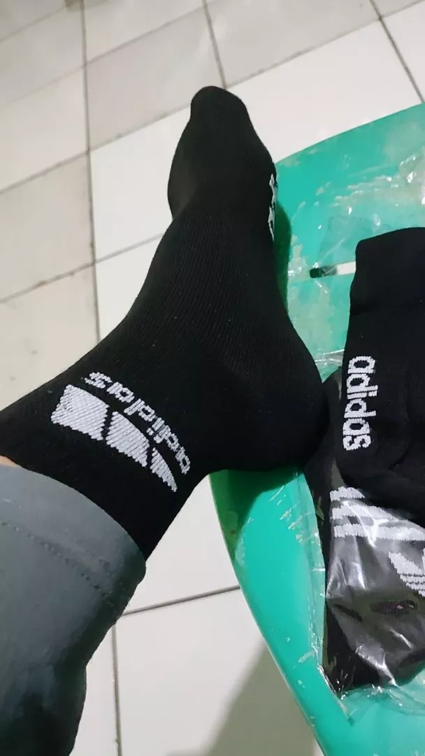 Kaos Kaki Sport Pendek Motif Oldschool Pria Wanita - Foto ulasan pembeli