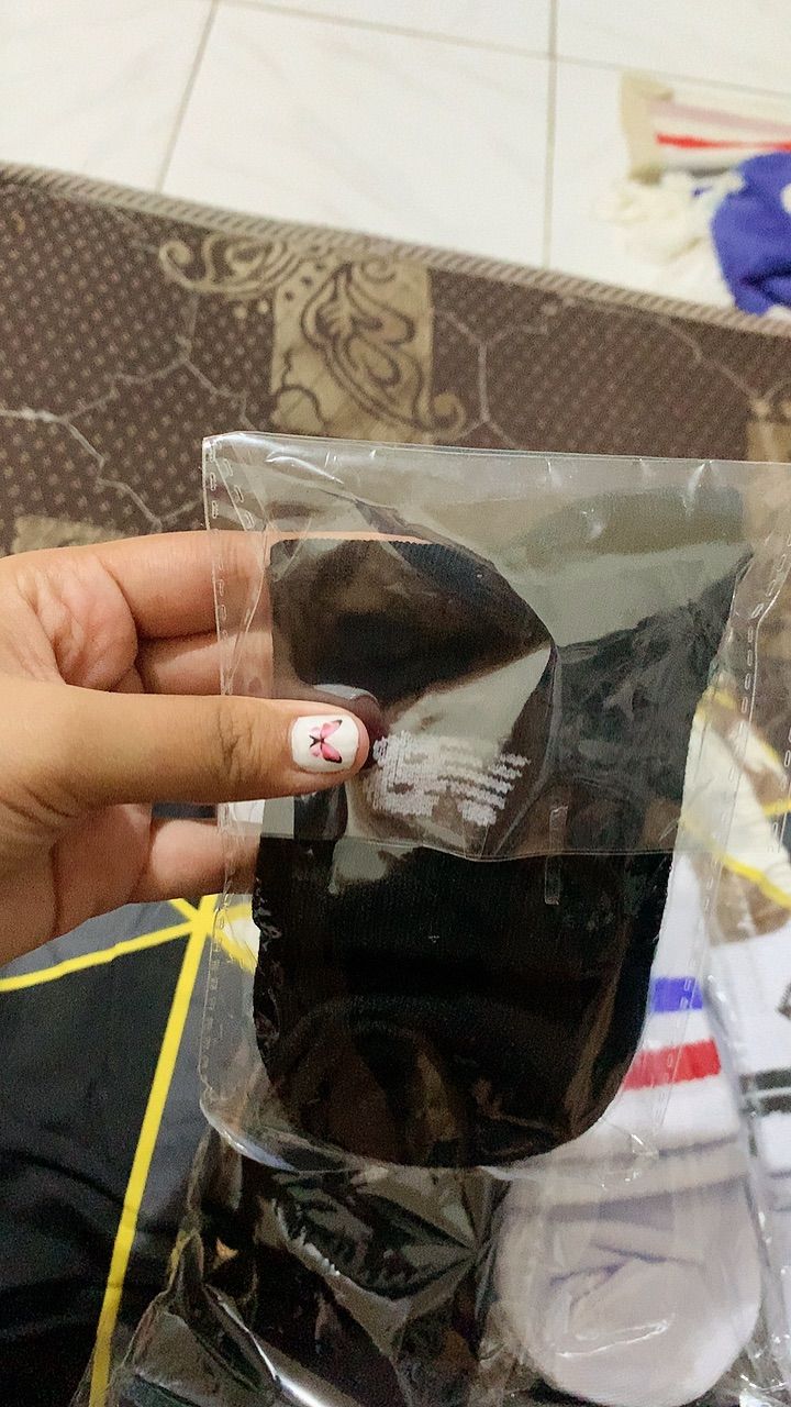 Kaos Kaki Sport Pendek Motif Oldschool Pria Wanita - Foto ulasan pembeli