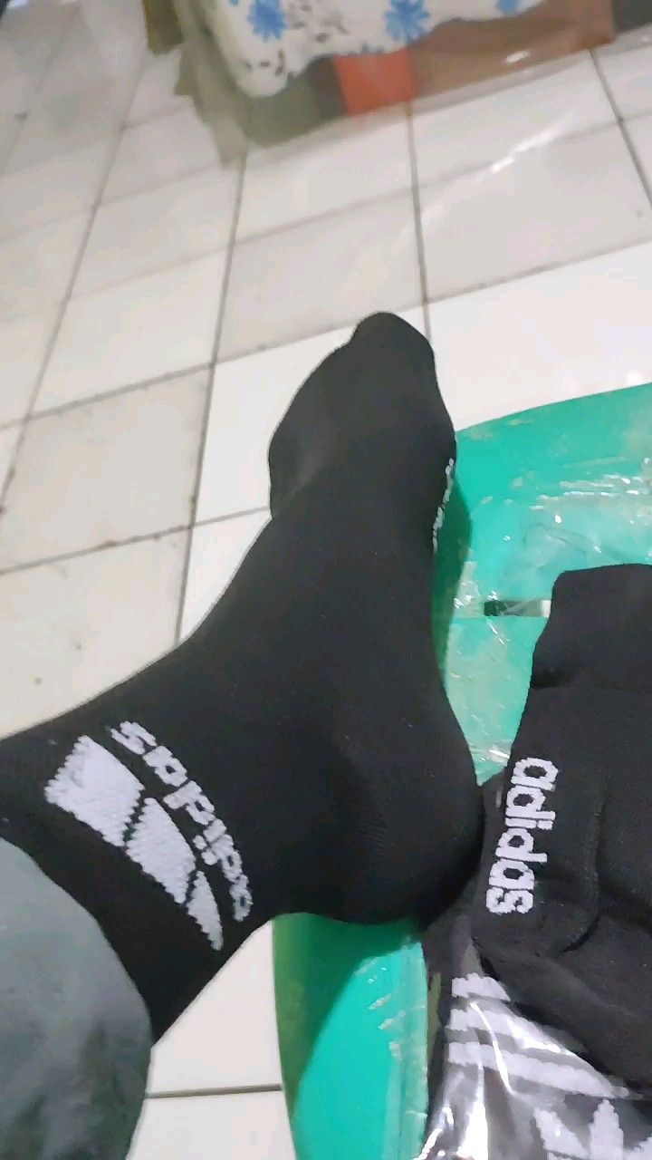 Kaos Kaki Sport Pendek Motif Oldschool Pria Wanita - Foto ulasan pembeli