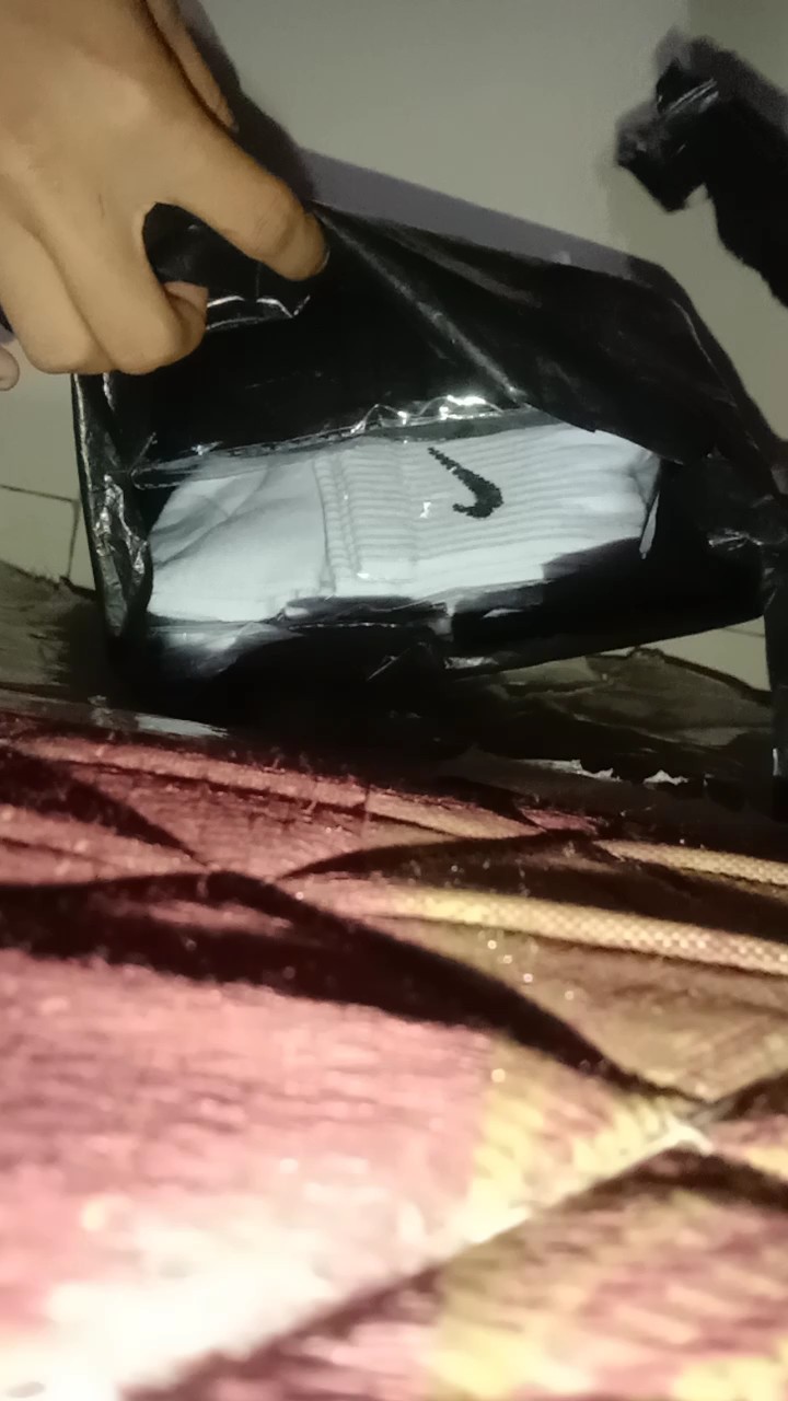 Kaos Kaki Sport Pendek Motif Oldschool Pria Anti Bau - Buyer review photo