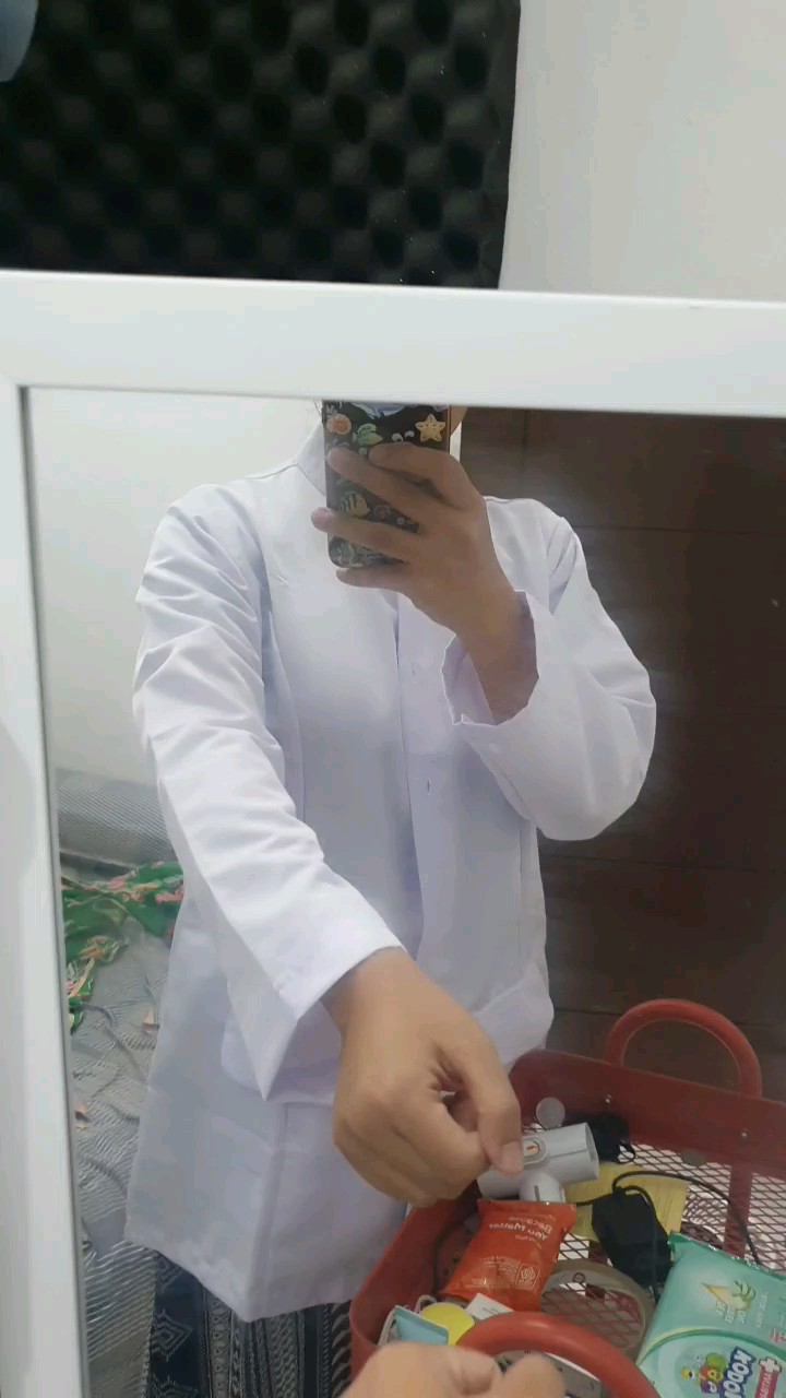 Foto ulasan pembeli n*****n, varian Saku Bawah Sanghai,S