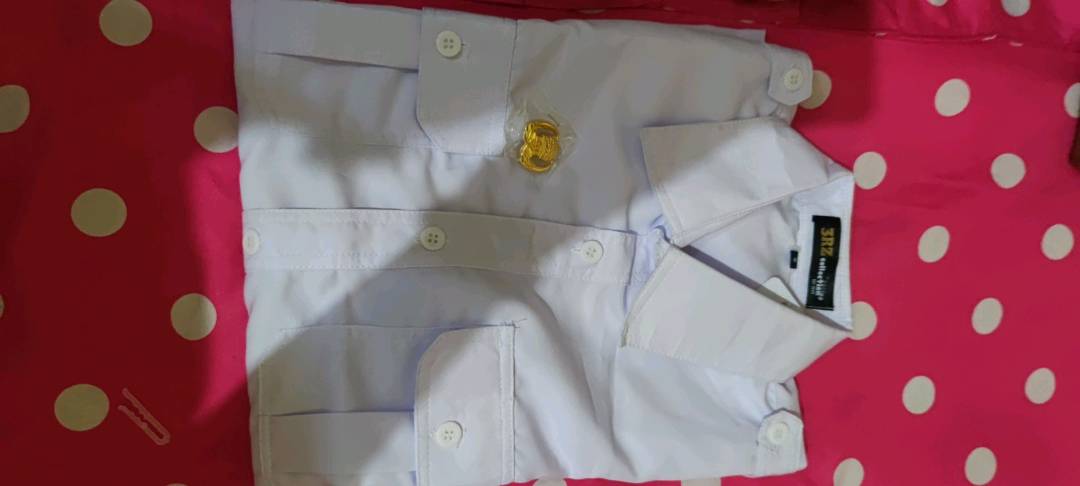 Foto ulasan pembeli cipki27, varian Putih Twis Pin Korp,S