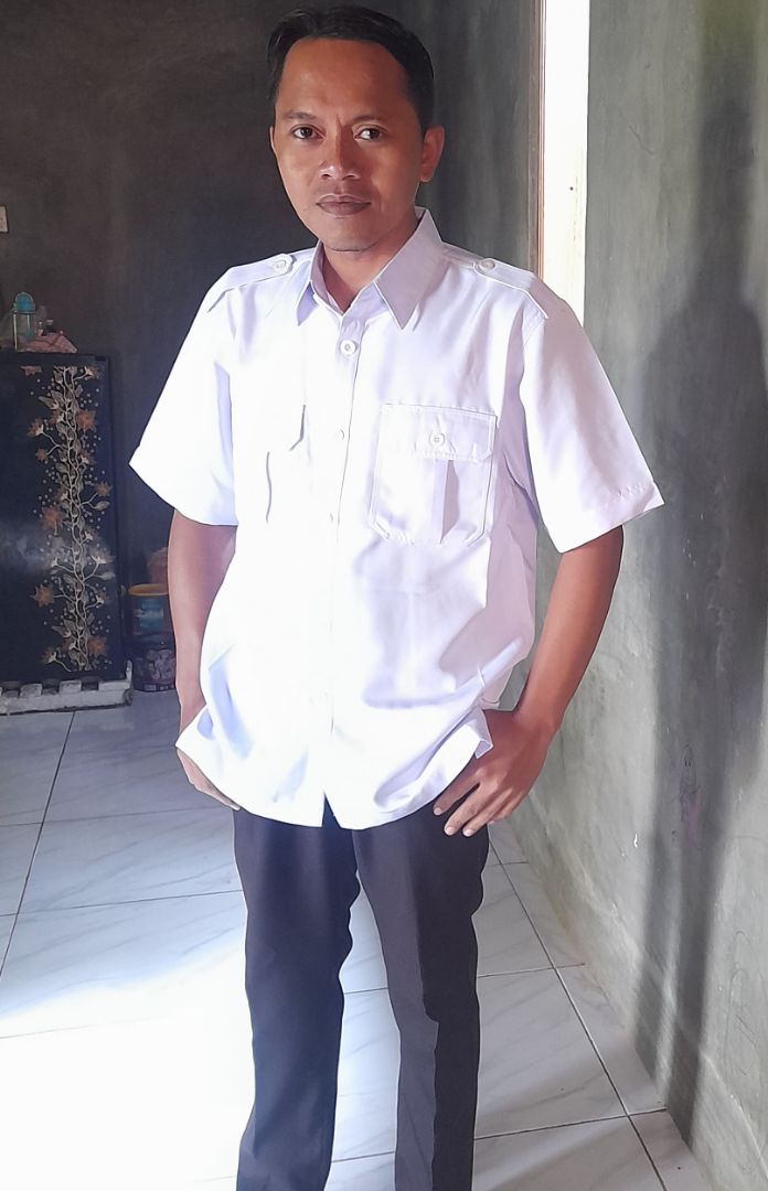 Foto ulasan pembeli laila_nur_s, varian ATASAN PRIA,M