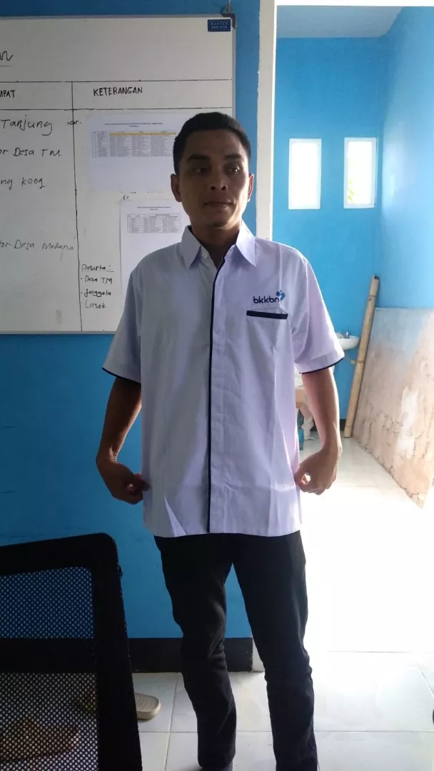 Foto ulasan pembeli m*****1, varian List Hitam Pjg Cewe,XL