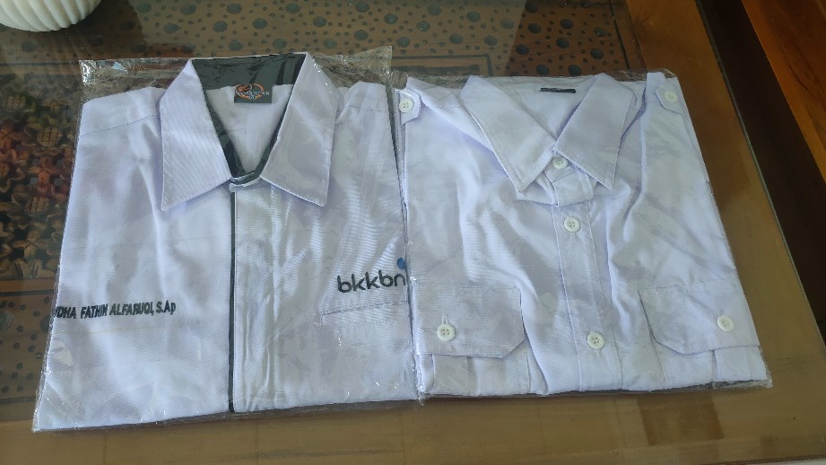 Foto ulasan pembeli 0:04, varian , List Hitam Pdk Cowo,XL