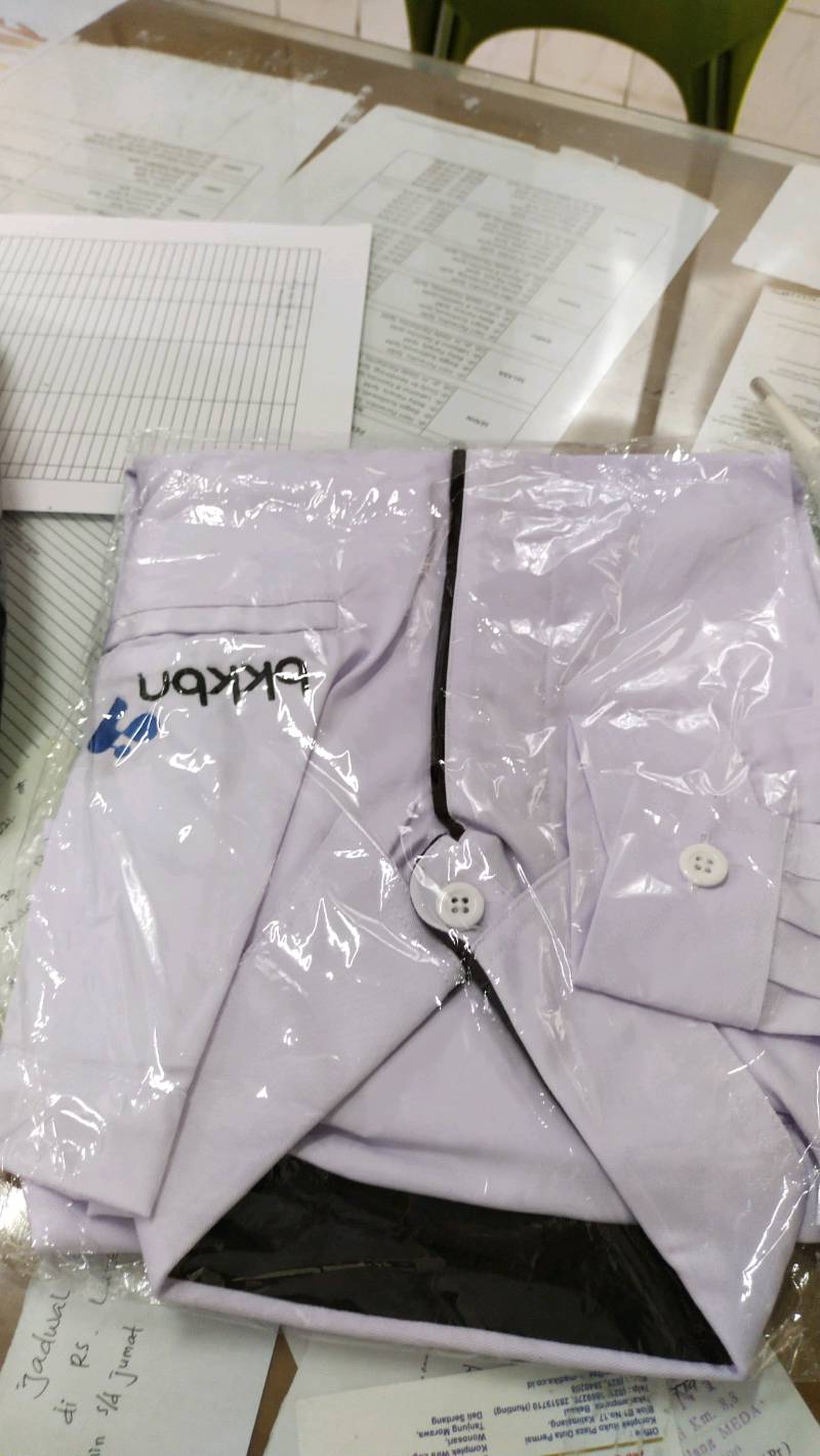Foto ulasan pembeli astimancyung, varian List Hitam Pjg Cewe,L