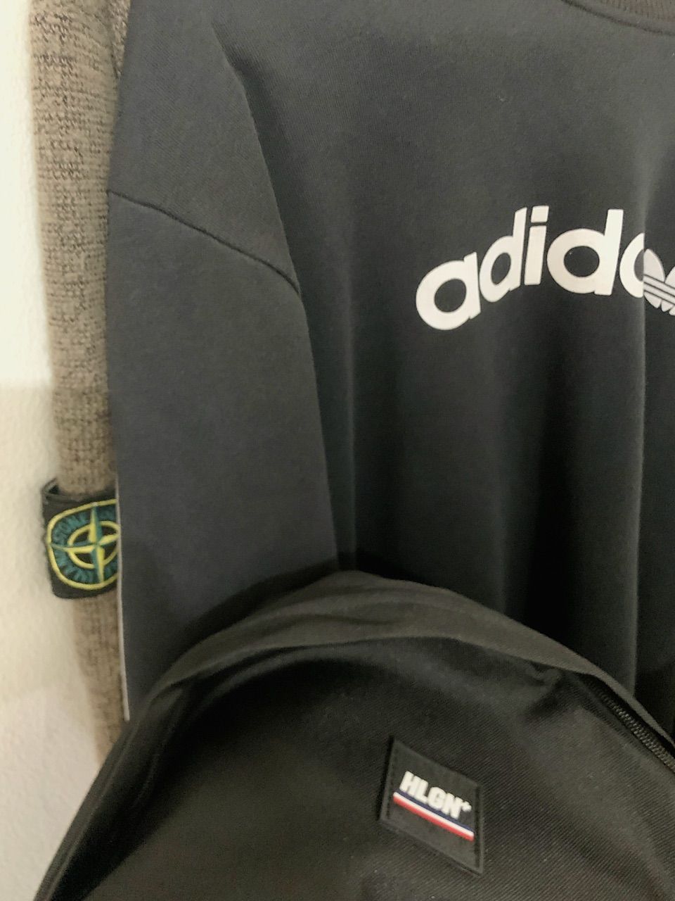 HOOLIGANS Bag Gullit Tape Paisley Black - Foto ulasan pembeli