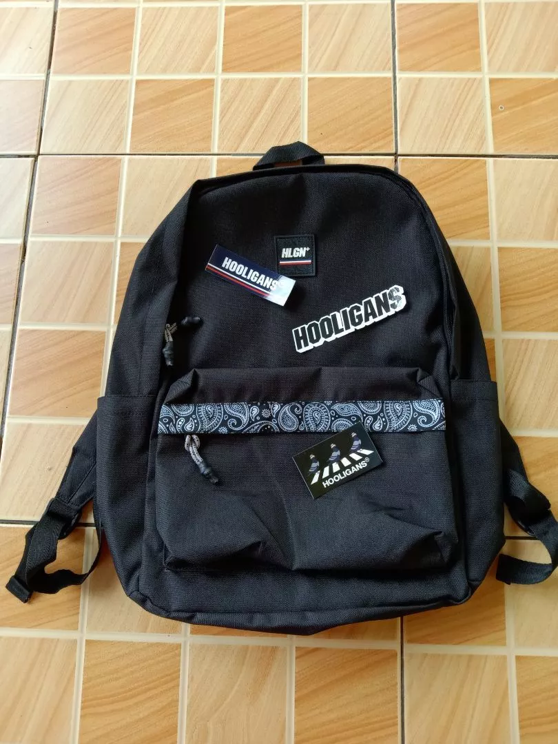 HOOLIGANS Bag Gullit Tape Paisley Black - Foto ulasan pembeli