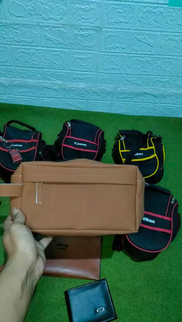 Handbag Pria Wanita Unisex Kulit Sintetis Elegan - Foto ulasan pembeli