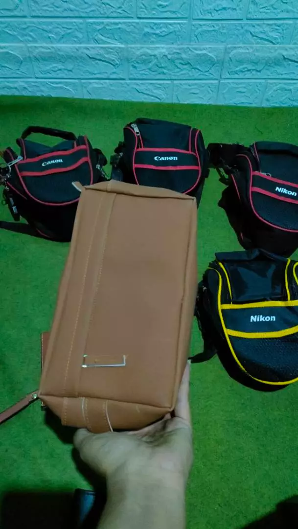 Handbag Pria Wanita Unisex Kulit Sintetis Elegan - Foto ulasan pembeli