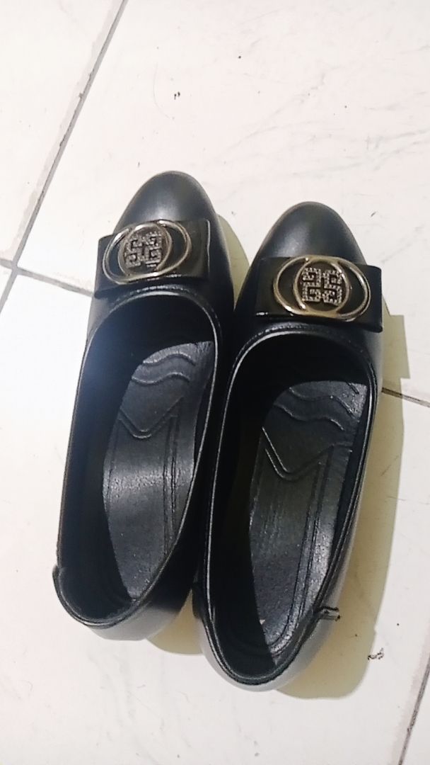 Harga Terbaik Sepatu Ibu Kulit Sapi Sol Bantal - foto 3 dari 10, abby_mine