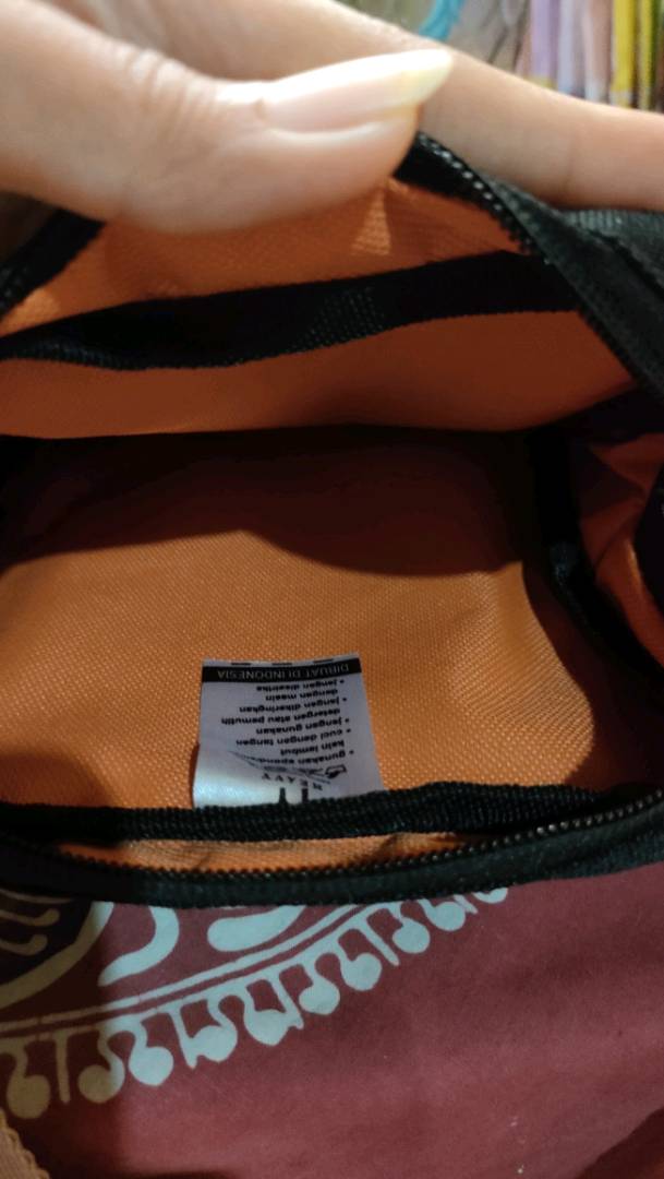 Heavy Slingbag Original - Tas Selempang Bahu Pria Sling Bag Mini Tas Pria Kasual Pouch - Foto ulasan pembeli