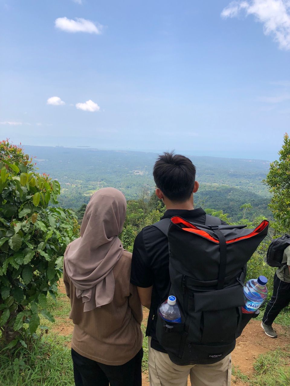 Hefand - Tas Ransel Pria Backpack Aston Tas Laptop Punggung Travelling Outdoor Pria Wanita Tas Leptop Travellbag Backpackeran Waterproof Anti Air - Foto ulasan pembeli
