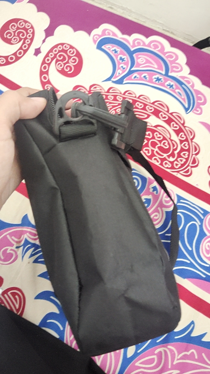 Highmore Slingbag Unisex Hitam Cordura Stylish - foto 9 dari 10, farhanfer04