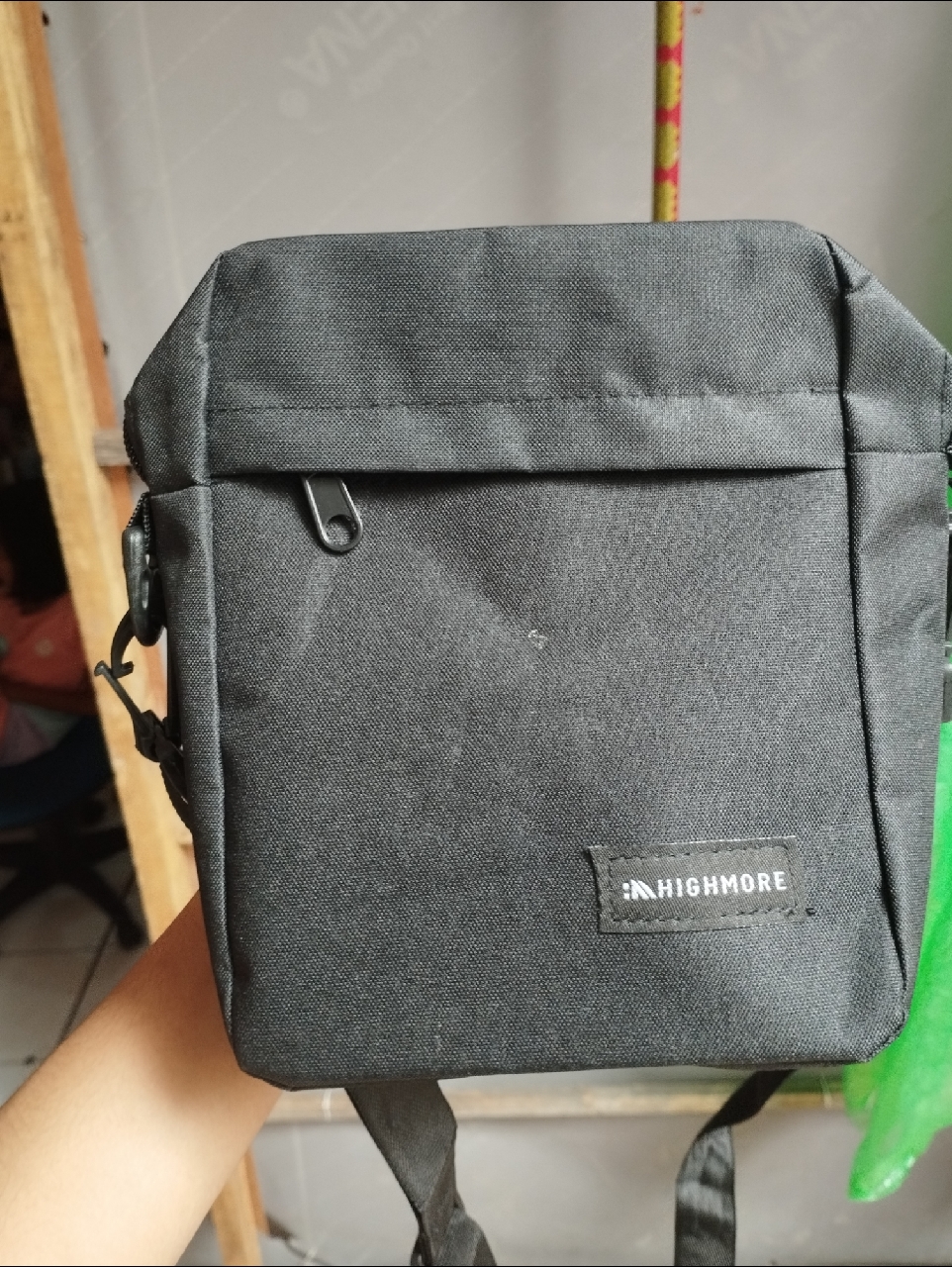 Highmore Slingbag Unisex Hitam Cordura Stylish - foto 3 dari 10, farhanfer04