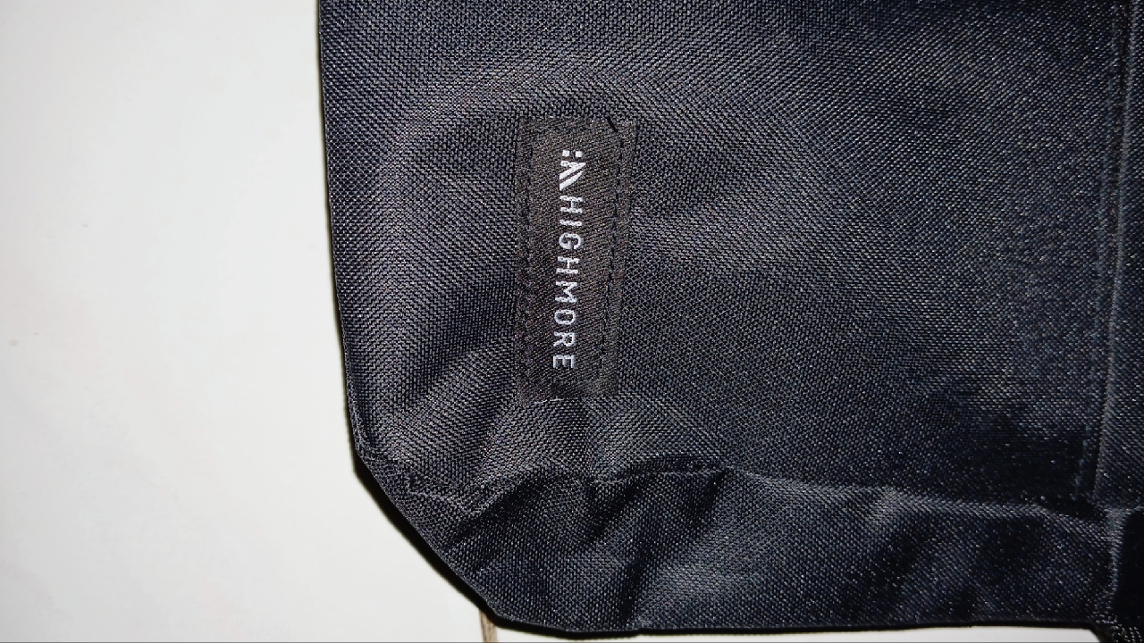 Highmore Slingbag Unisex Hitam Cordura Stylish - Foto ulasan pembeli