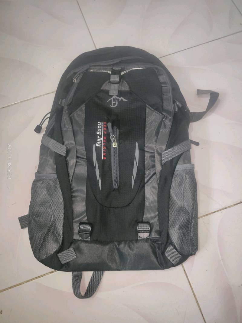 HIGHLAND Tas Ransel Pria Anti Air 36L Outdoor - Foto ulasan pembeli