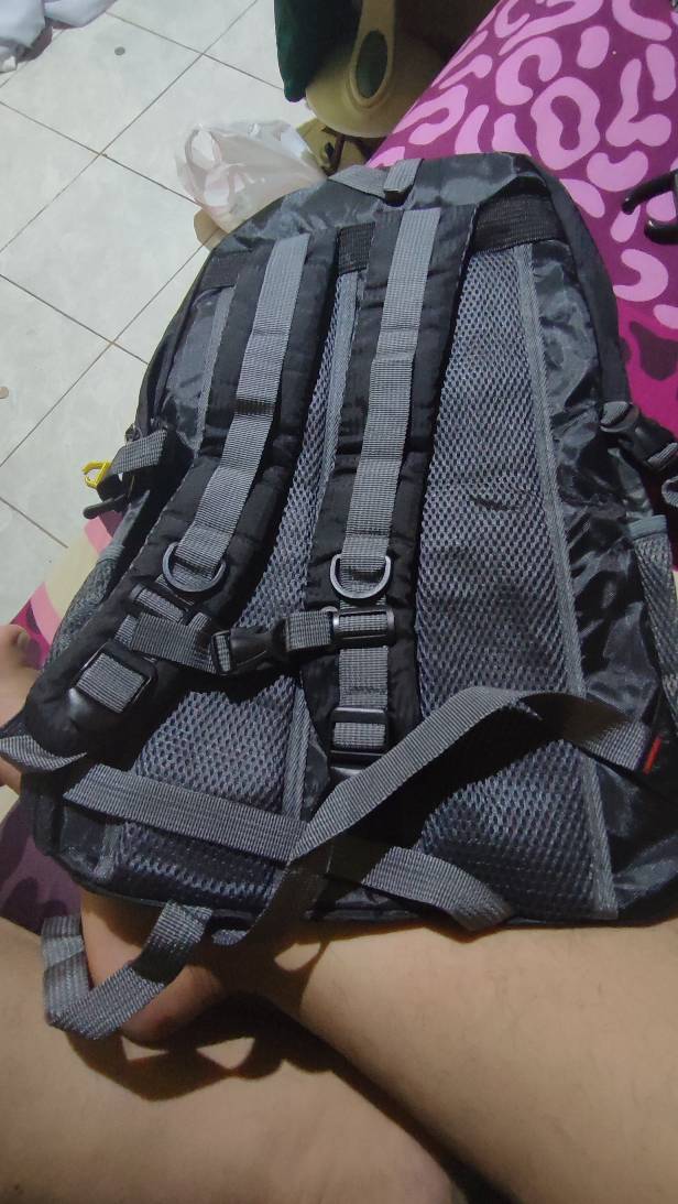 HIGHLAND Tas Ransel Pria Anti Air 36L Outdoor - Foto ulasan pembeli