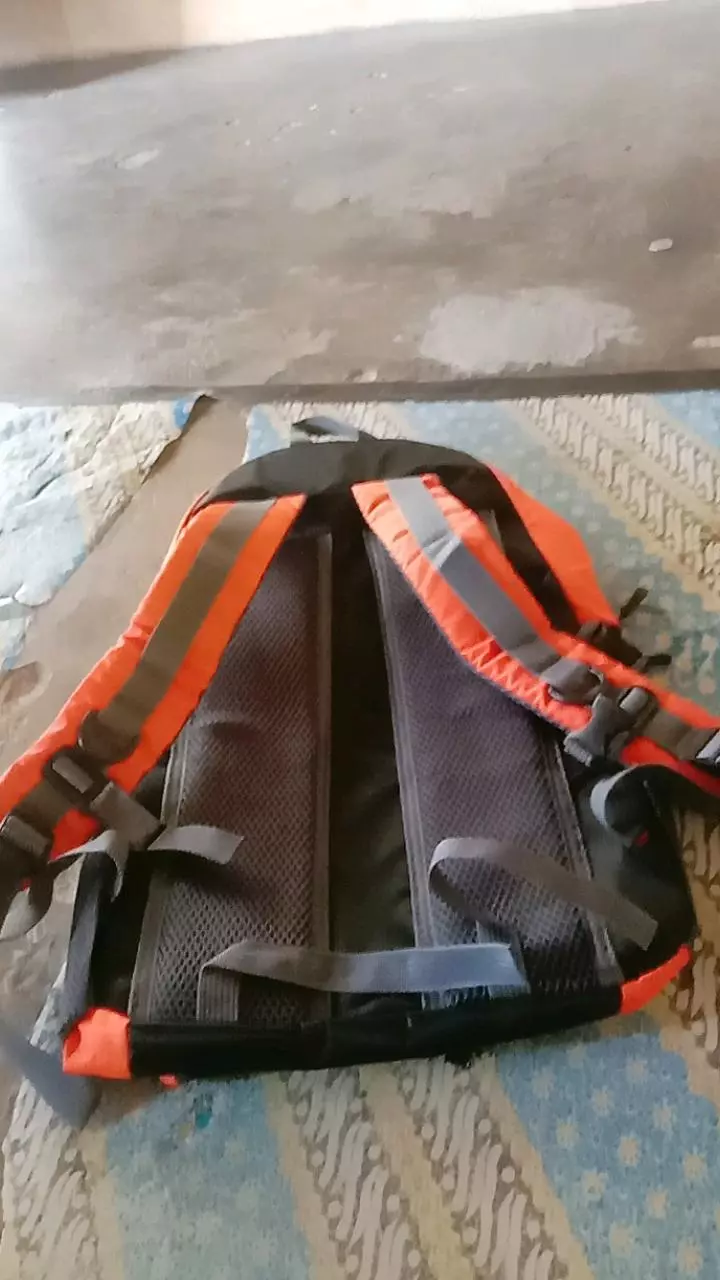 HIGHLAND Tas Ransel Pria Anti Air 36L Outdoor - Foto ulasan pembeli